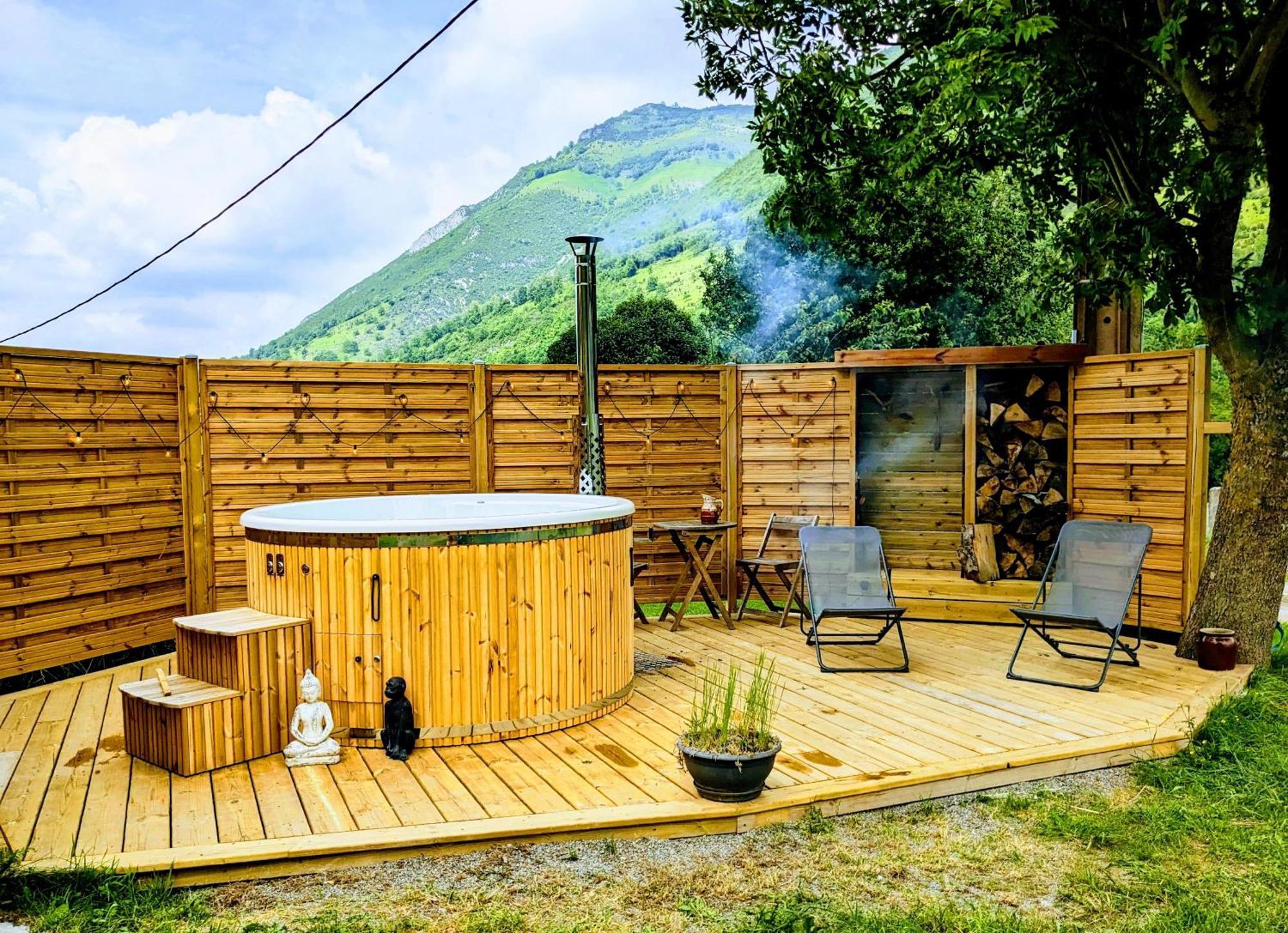 Le Monne - Gite & Spa Tout Confort Campan Bagian luar foto